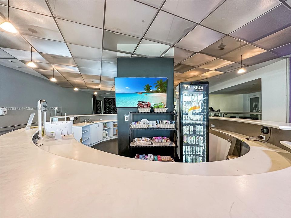 Recently Sold: $349,000 (0 beds, 1 baths, 543 Square Feet)