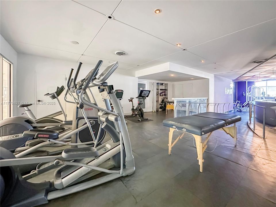 Recently Sold: $349,000 (0 beds, 1 baths, 543 Square Feet)