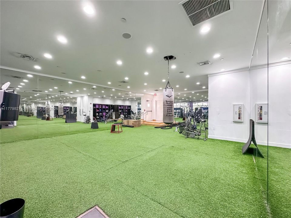 Recently Sold: $349,000 (0 beds, 1 baths, 543 Square Feet)