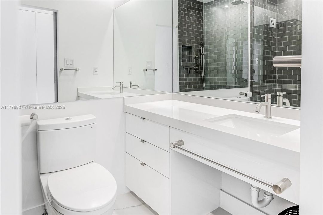 Recently Sold: $349,000 (0 beds, 1 baths, 543 Square Feet)