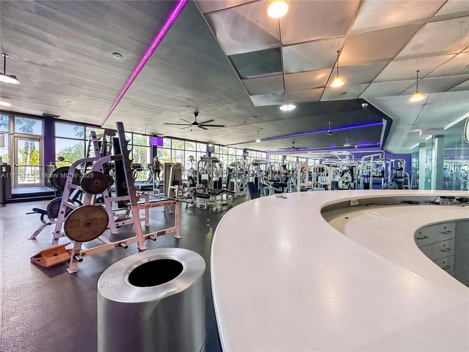 Recently Sold: $349,000 (0 beds, 1 baths, 543 Square Feet)