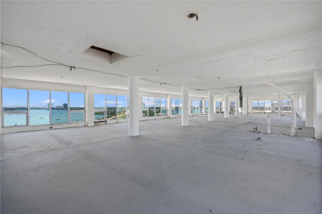 En Venta: $3,995,000 (0 camas, 0 baños, 7891 Pies cuadrados)