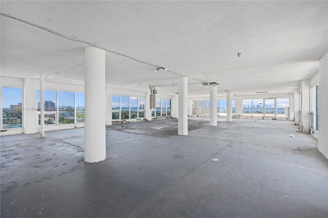 En Venta: $3,995,000 (0 camas, 0 baños, 7891 Pies cuadrados)