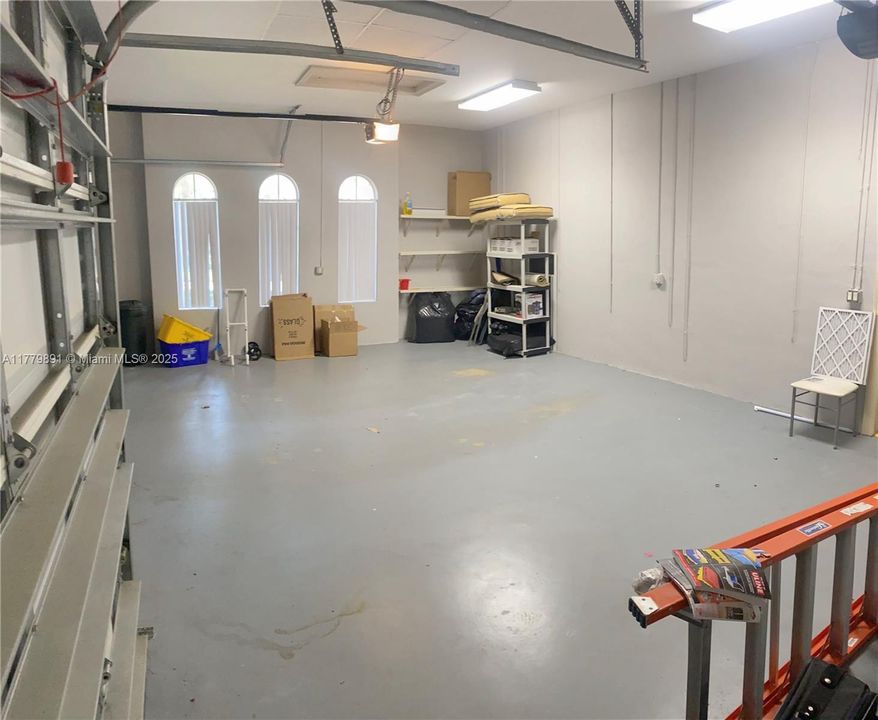 En Venta: $3,335,000 (3 camas, 3 baños, 3819 Pies cuadrados)