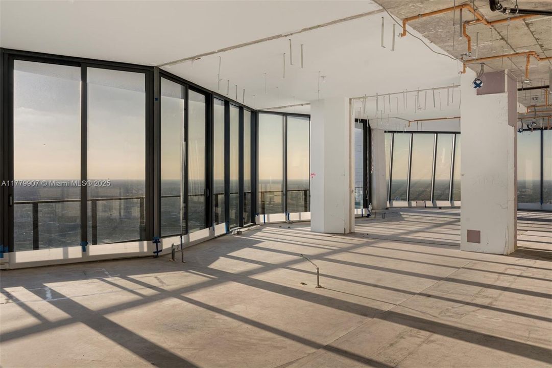 En Venta: $21,000,000 (5 camas, 6 baños, 10411 Pies cuadrados)