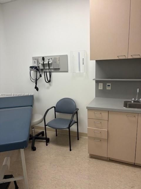 最近租的: $24 (0 贝兹, 0 浴室, 0 平方英尺)