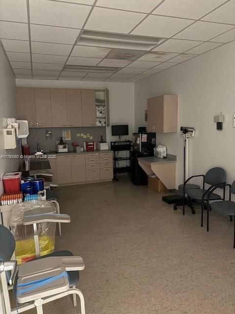 最近租的: $24 (0 贝兹, 0 浴室, 0 平方英尺)