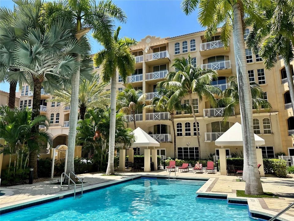 Vendido Recientemente: $315,000 (1 camas, 1 baños, 836 Pies cuadrados)