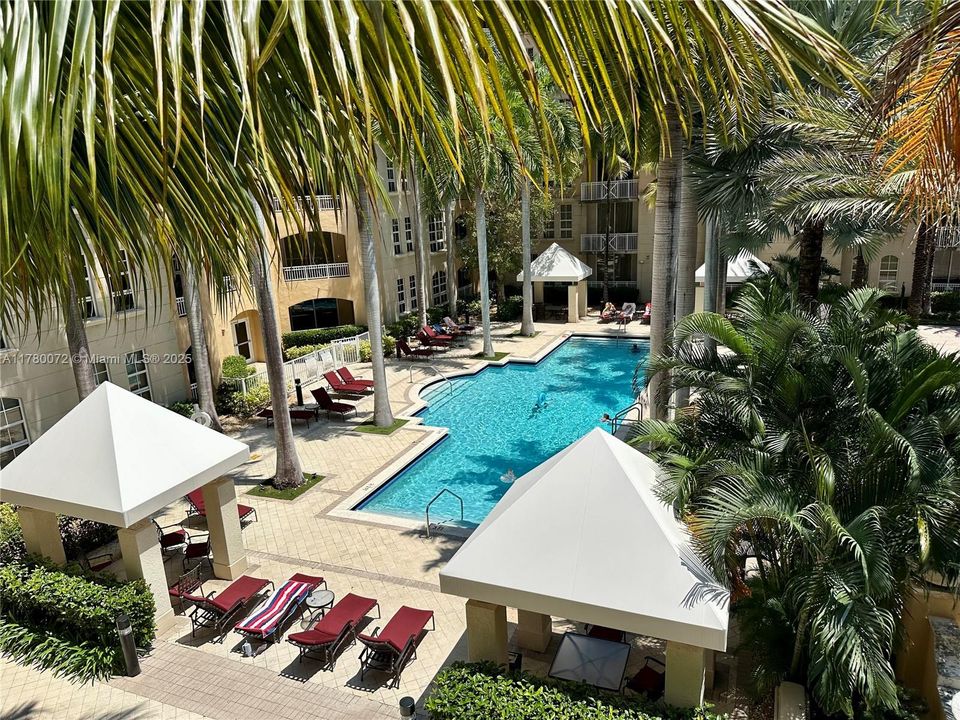 Vendido Recientemente: $315,000 (1 camas, 1 baños, 836 Pies cuadrados)