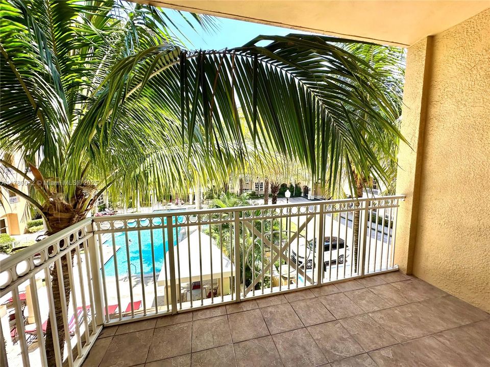 Vendido Recientemente: $315,000 (1 camas, 1 baños, 836 Pies cuadrados)