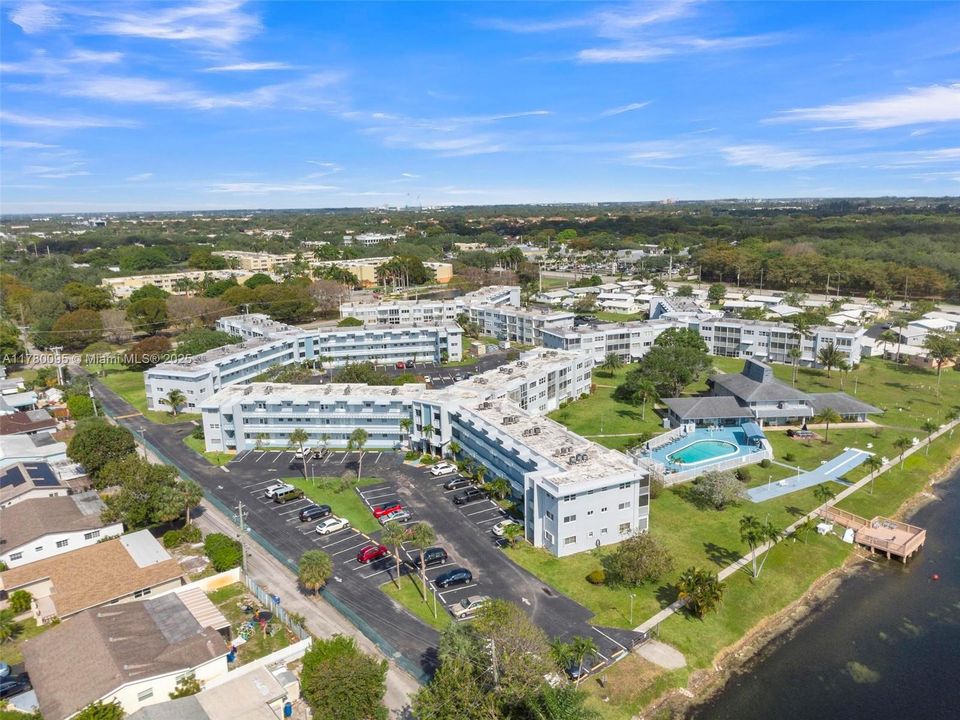 Недавно продано: $115,000 (1 спален, 1 ванн, 703 Квадратных фут)