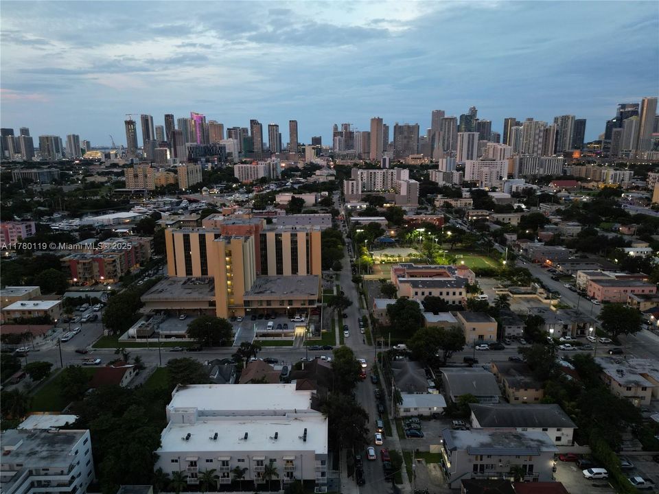 Vendido Recientemente: $129,999 (1 camas, 1 baños, 465 Pies cuadrados)