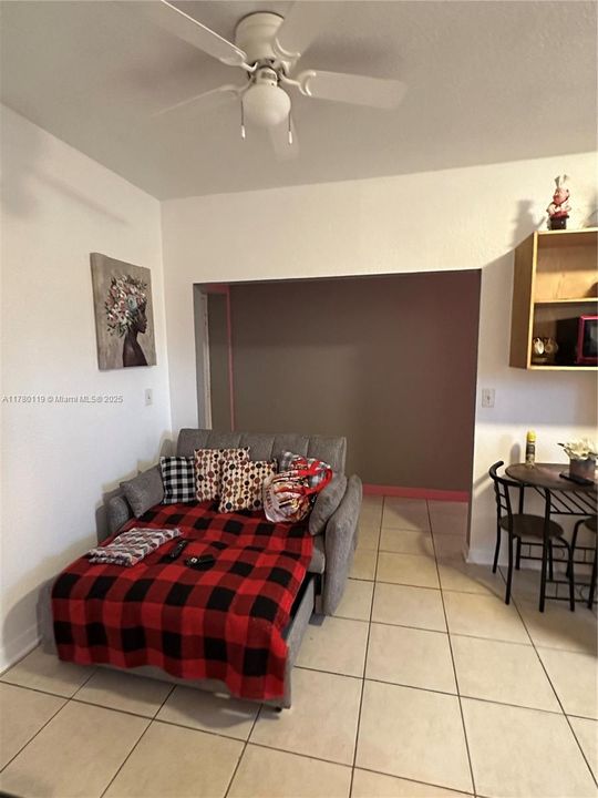 Vendido Recientemente: $129,999 (1 camas, 1 baños, 465 Pies cuadrados)