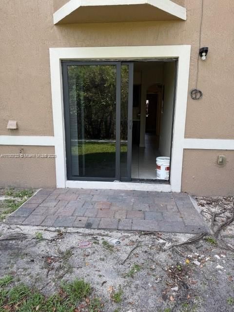 Недавно продано: $275,000 (2 спален, 2 ванн, 809 Квадратных фут)