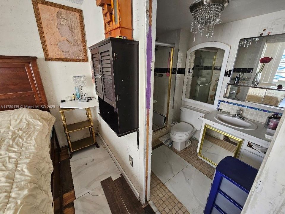 Vendido Recientemente: $179,900 (2 camas, 2 baños, 1251 Pies cuadrados)