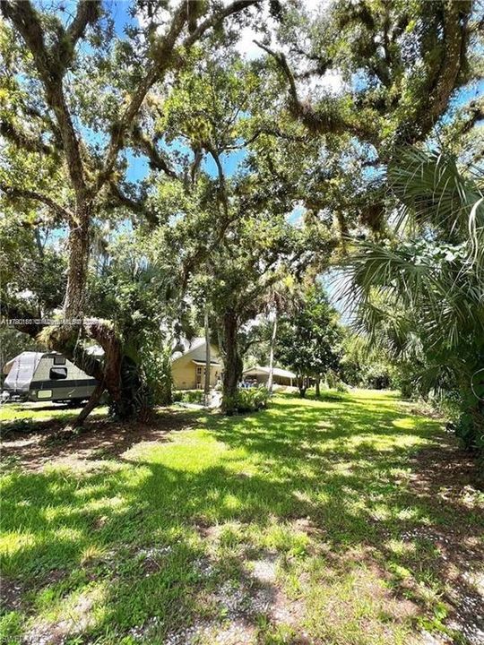 140 Davis St, LaBelle, FL 33935