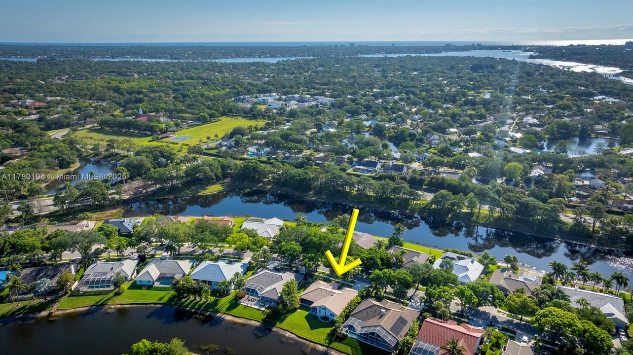 Recently Sold: $875,000 (4 beds, 2 baths, 2206 Square Feet)