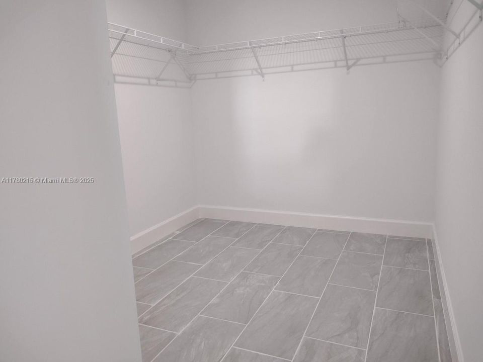 Recently Rented: $2,300 (4 beds, 2 baths, 0 Square Feet)