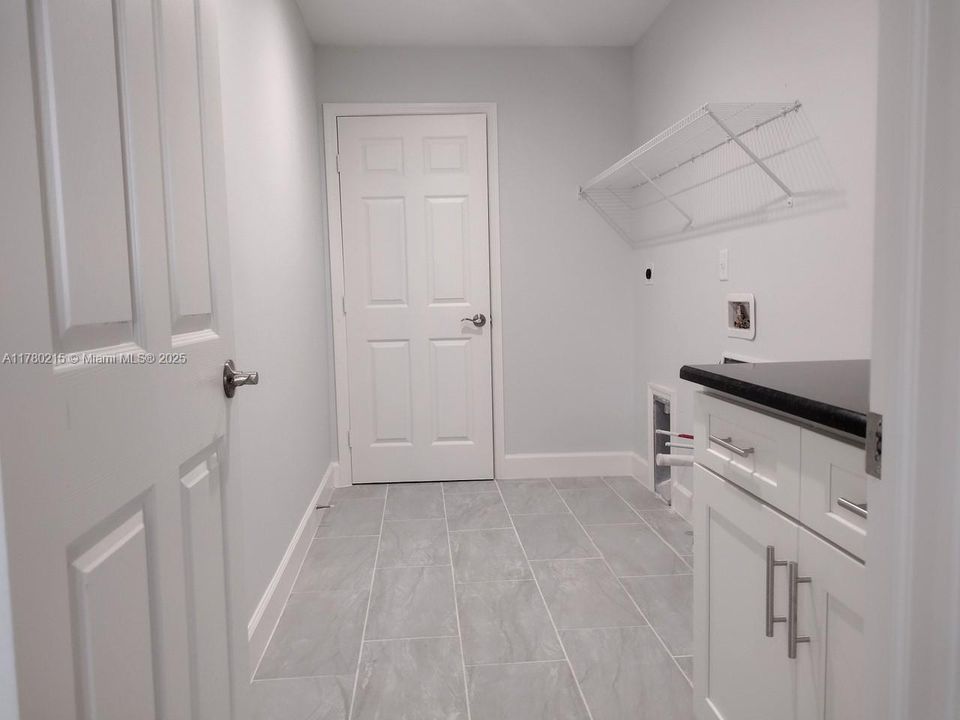 Recently Rented: $2,300 (4 beds, 2 baths, 0 Square Feet)