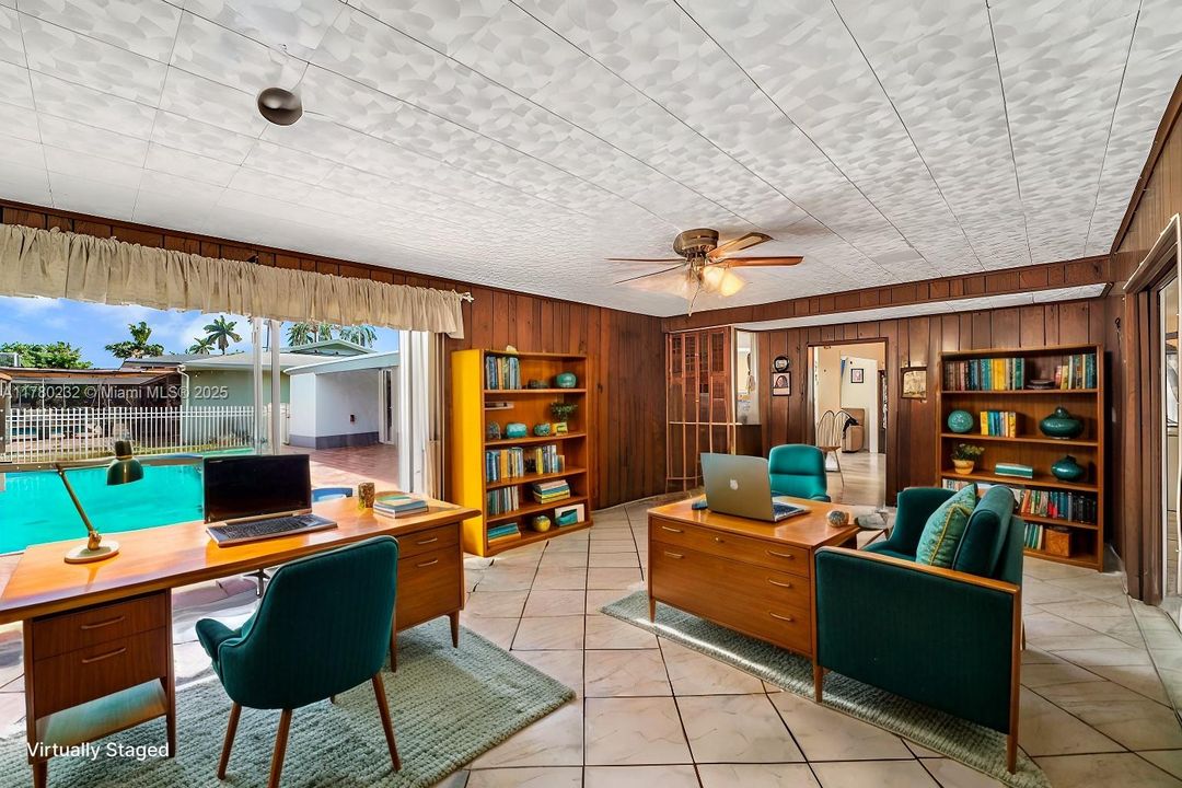 Recently Sold: $650,000 (4 beds, 2 baths, 1797 Square Feet)