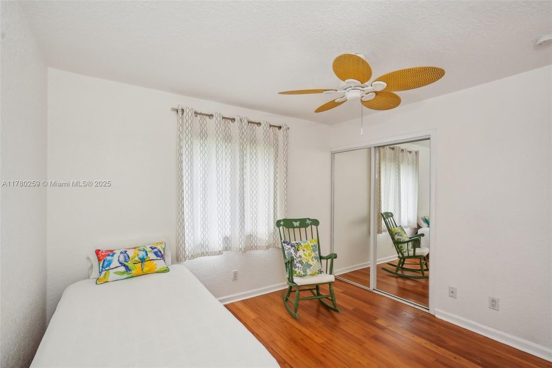 Recently Sold: $915,000 (4 beds, 3 baths, 2603 Square Feet)