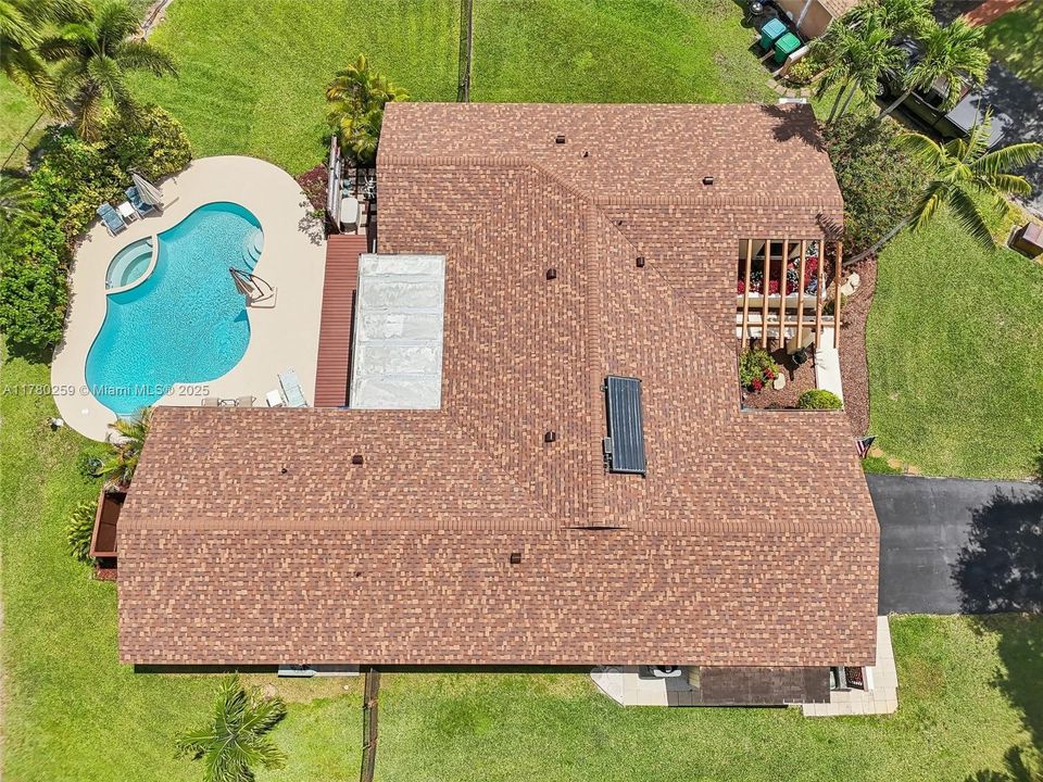 Recently Sold: $915,000 (4 beds, 3 baths, 2603 Square Feet)