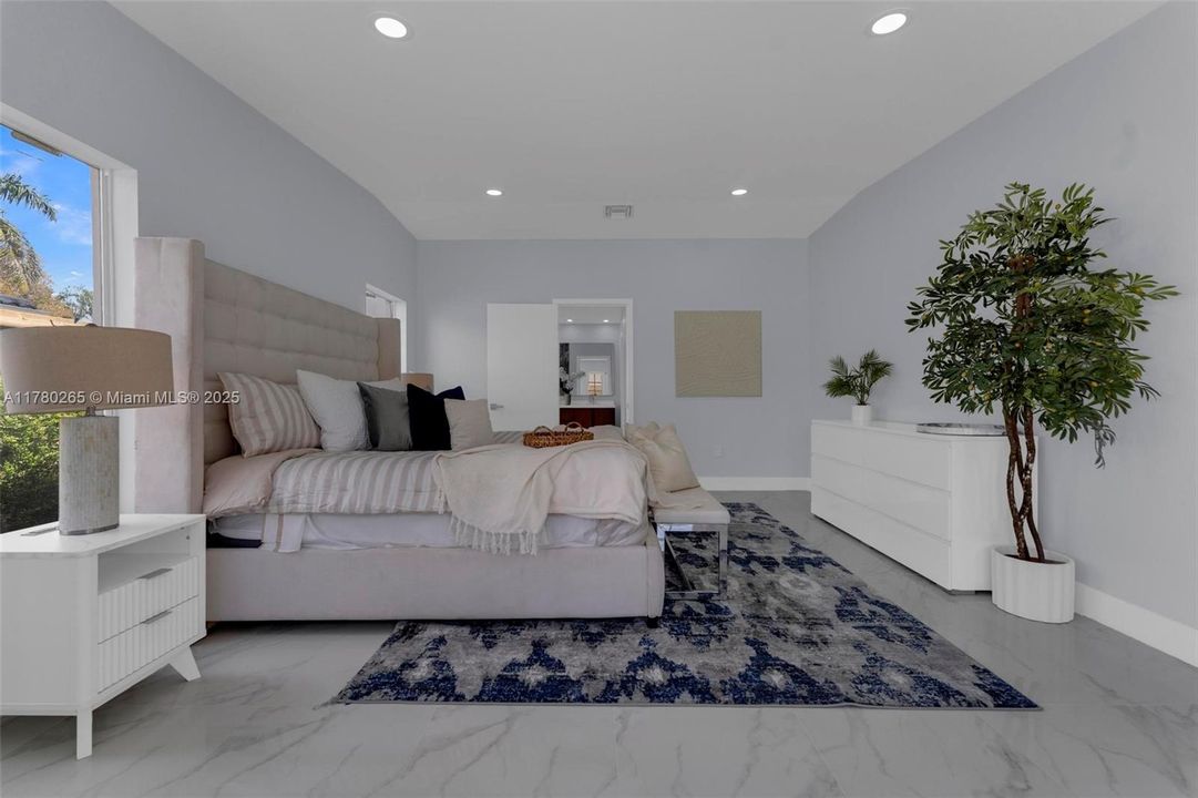 Recently Sold: $1,295,000 (4 beds, 3 baths, 2795 Square Feet)