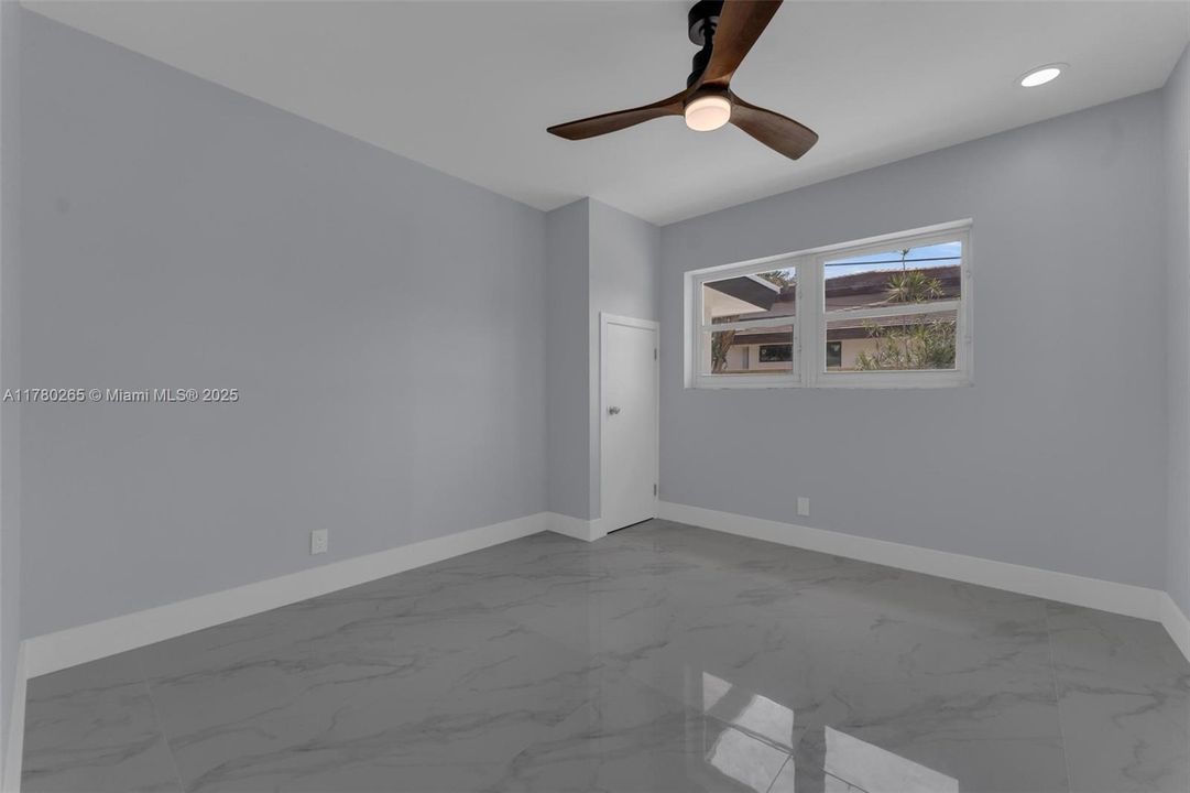 Recently Sold: $1,295,000 (4 beds, 3 baths, 2795 Square Feet)