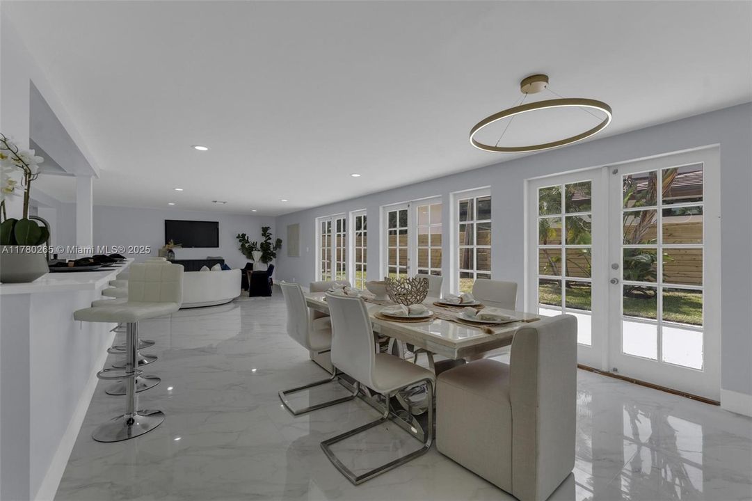 Recently Sold: $1,295,000 (4 beds, 3 baths, 2795 Square Feet)