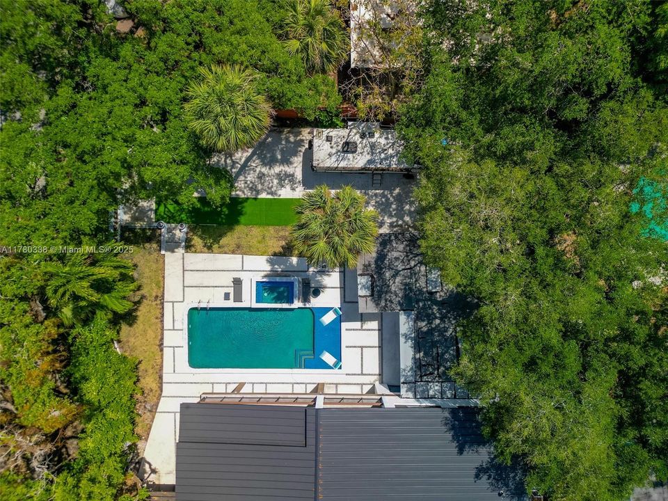 For Sale: $4,849,900 (6 beds, 6 baths, 0 Square Feet)