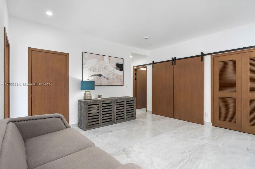 For Sale: $4,849,900 (6 beds, 6 baths, 0 Square Feet)