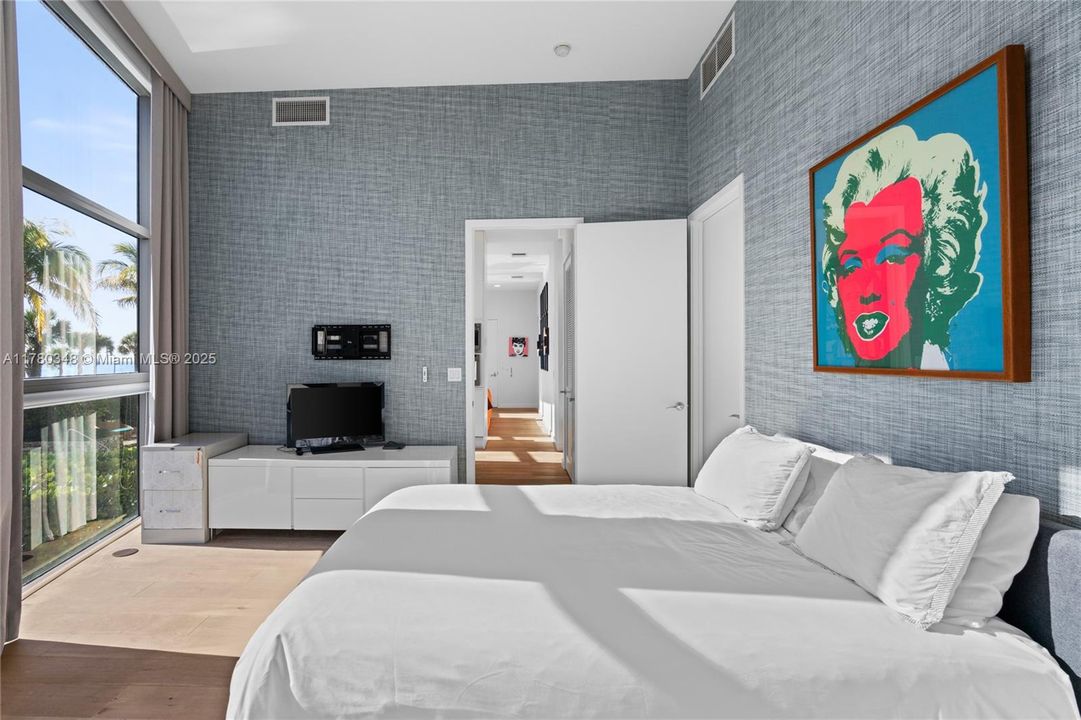 待售: $1,590,000 (1 贝兹, 1 浴室, 1126 平方英尺)