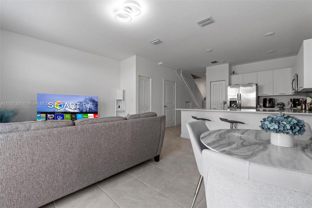 For Sale: $533,990 (3 beds, 2 baths, 1545 Square Feet)