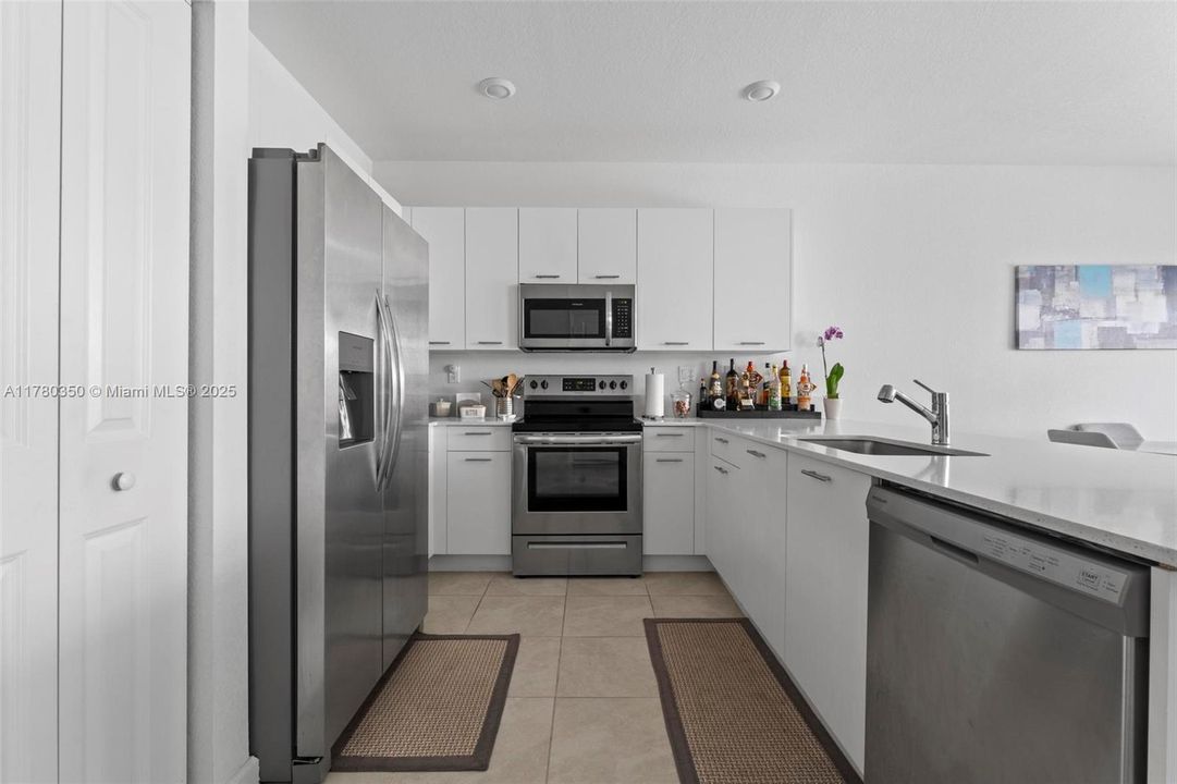 For Sale: $533,990 (3 beds, 2 baths, 1545 Square Feet)