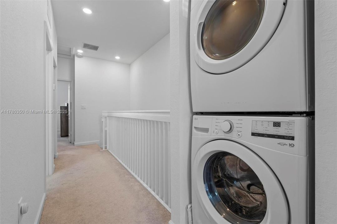 For Sale: $533,990 (3 beds, 2 baths, 1545 Square Feet)