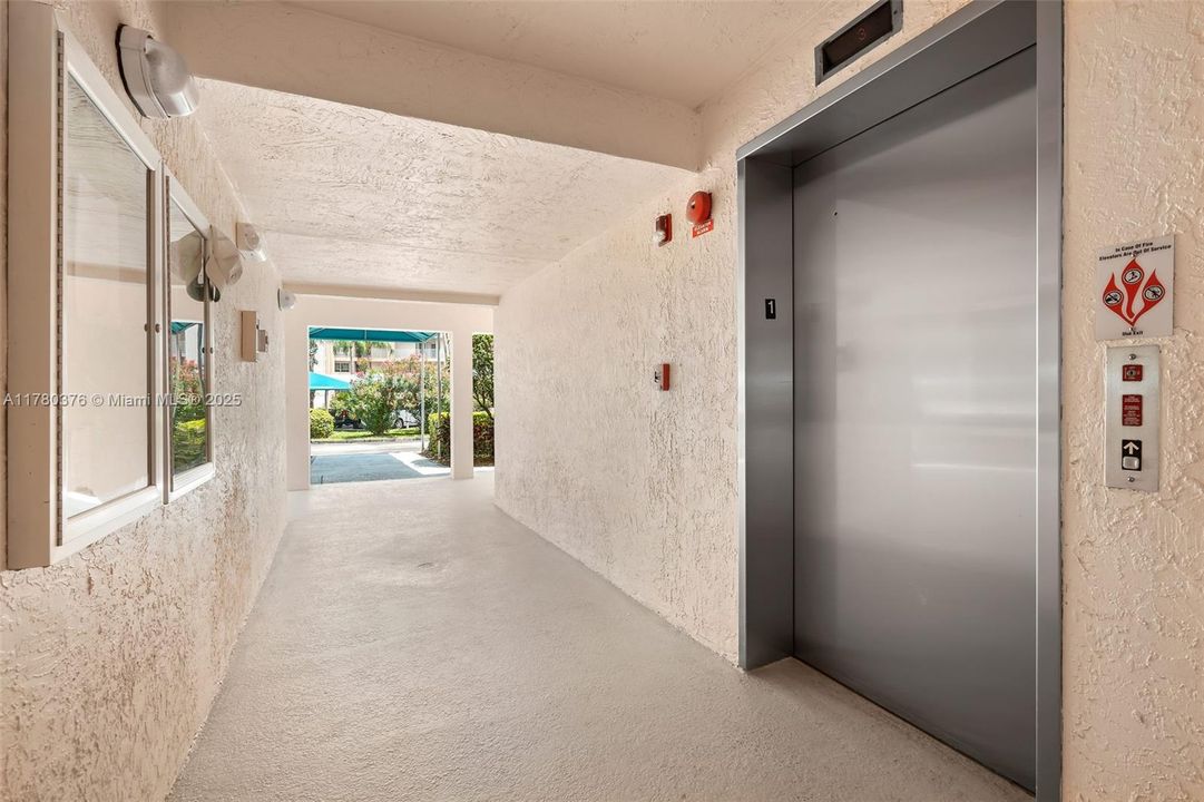 For Rent: $4,000 (2 beds, 2 baths, 1204 Square Feet)