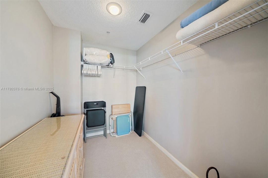 For Rent: $4,000 (2 beds, 2 baths, 1204 Square Feet)