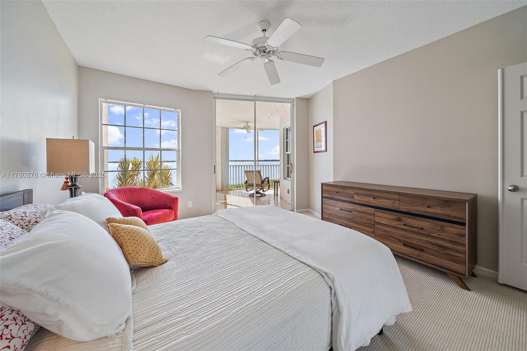 For Rent: $4,000 (2 beds, 2 baths, 1204 Square Feet)