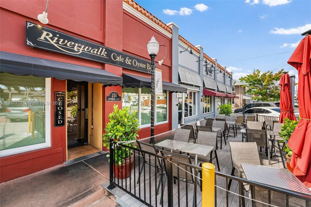 For Rent: $4,000 (2 beds, 2 baths, 1204 Square Feet)