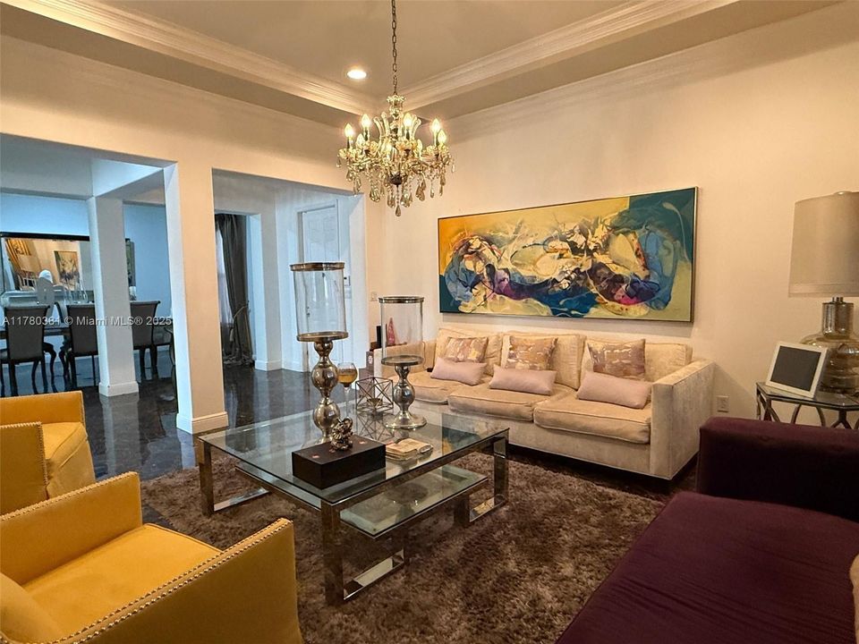 Recently Sold: $1,495,000 (5 beds, 5 baths, 4110 Square Feet)
