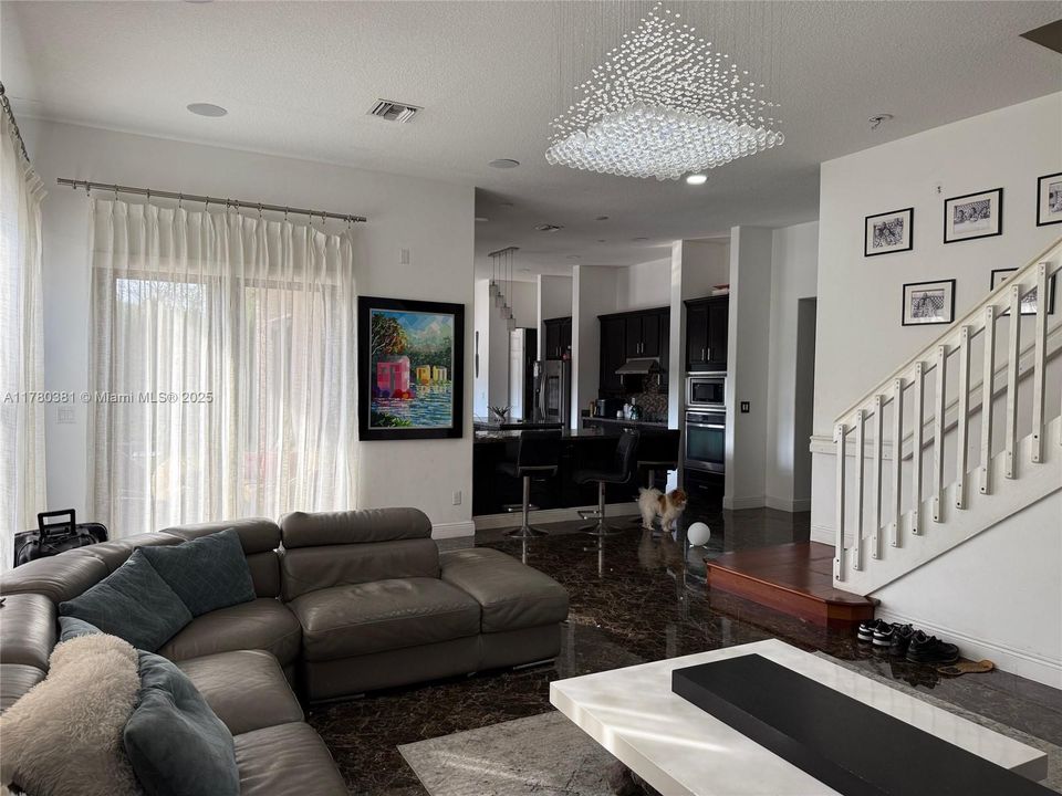 Recently Sold: $1,495,000 (5 beds, 5 baths, 4110 Square Feet)