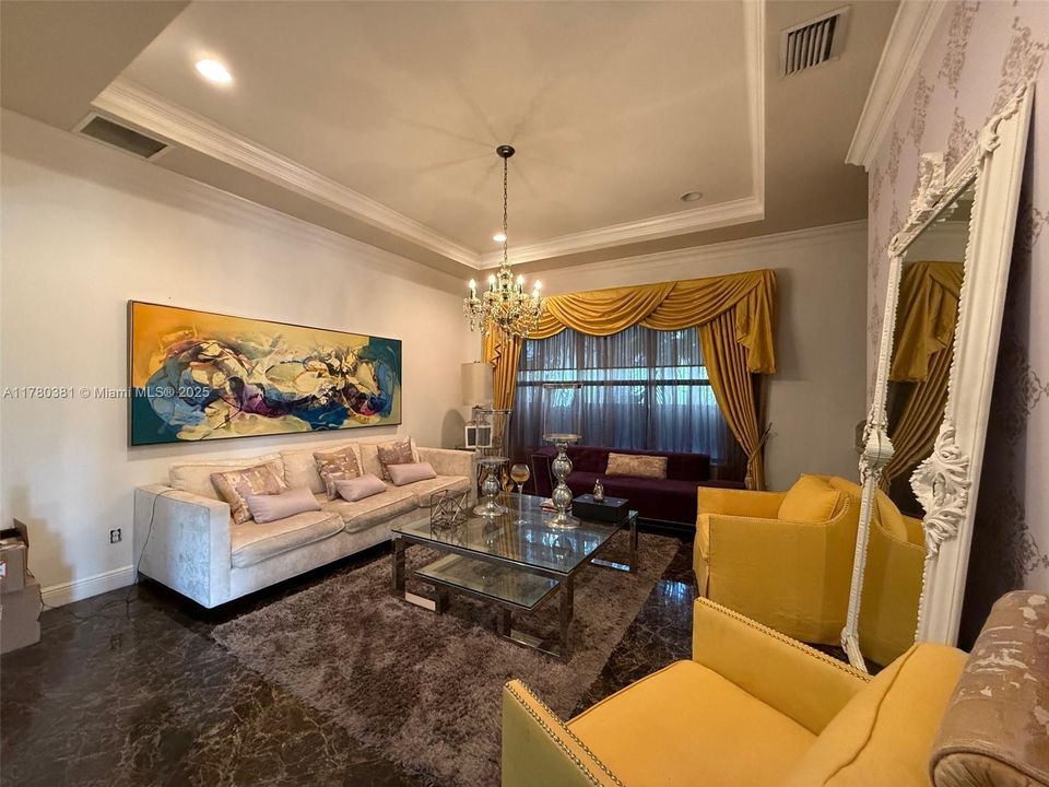 Recently Sold: $1,495,000 (5 beds, 5 baths, 4110 Square Feet)