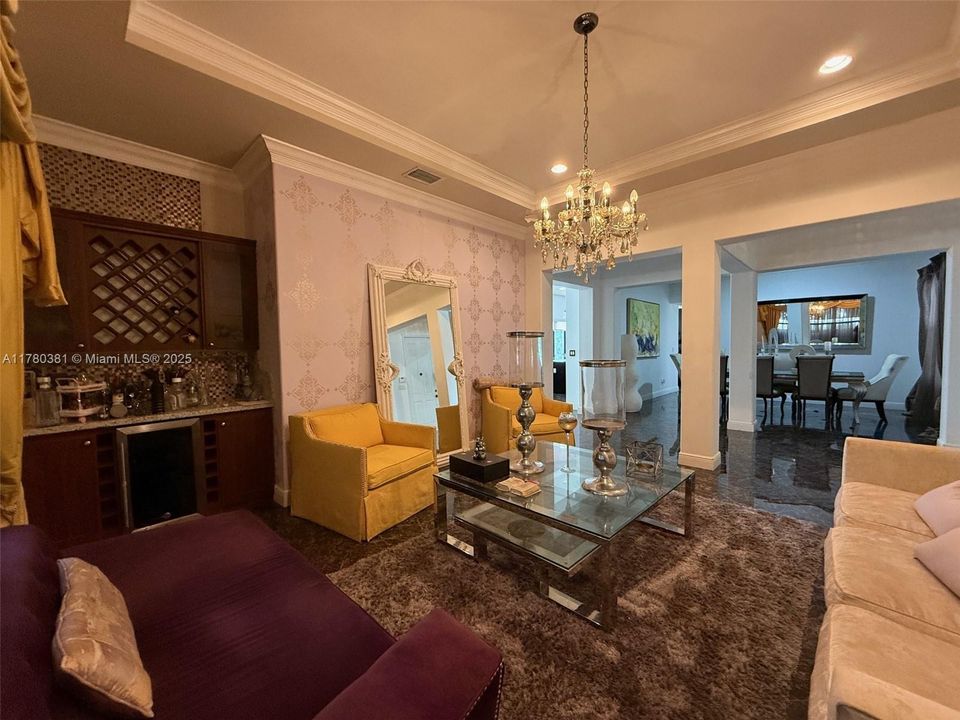 Recently Sold: $1,495,000 (5 beds, 5 baths, 4110 Square Feet)