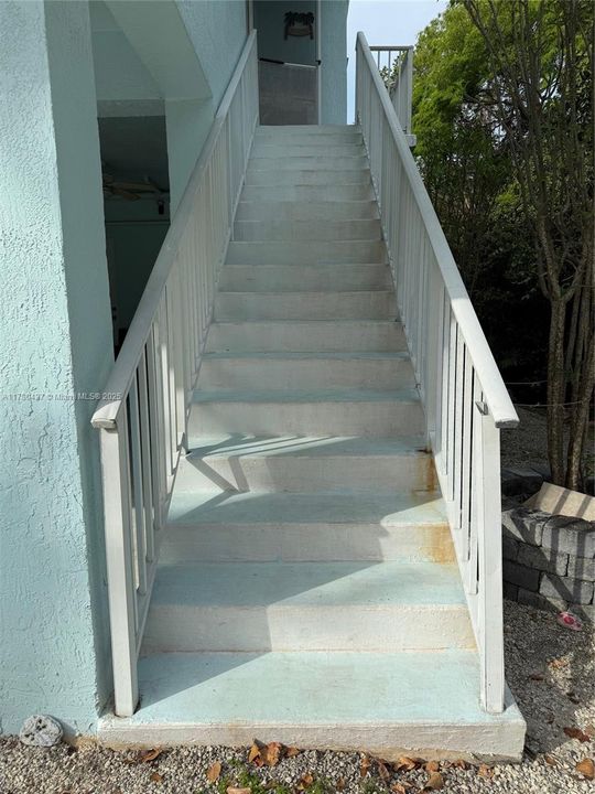 最近售出: $850,000 (3 贝兹, 3 浴室, 0 平方英尺)