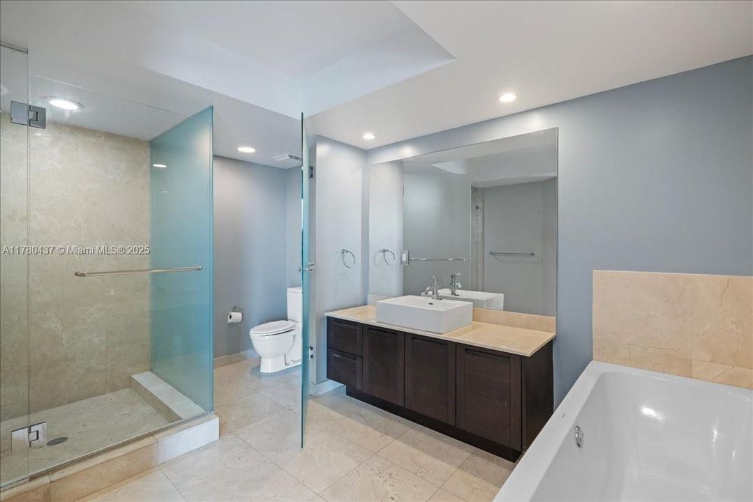 待售: $870,000 (3 贝兹, 2 浴室, 1615 平方英尺)