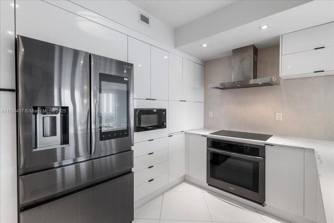 待售: $870,000 (3 贝兹, 2 浴室, 1615 平方英尺)