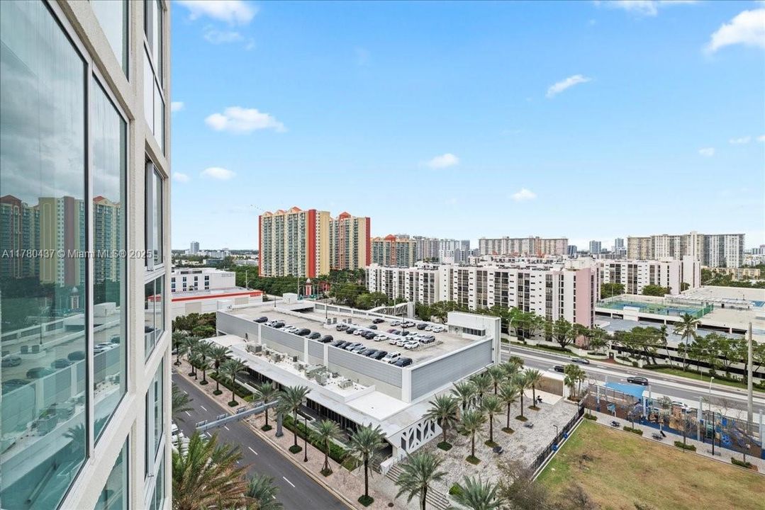 待售: $870,000 (3 贝兹, 2 浴室, 1615 平方英尺)