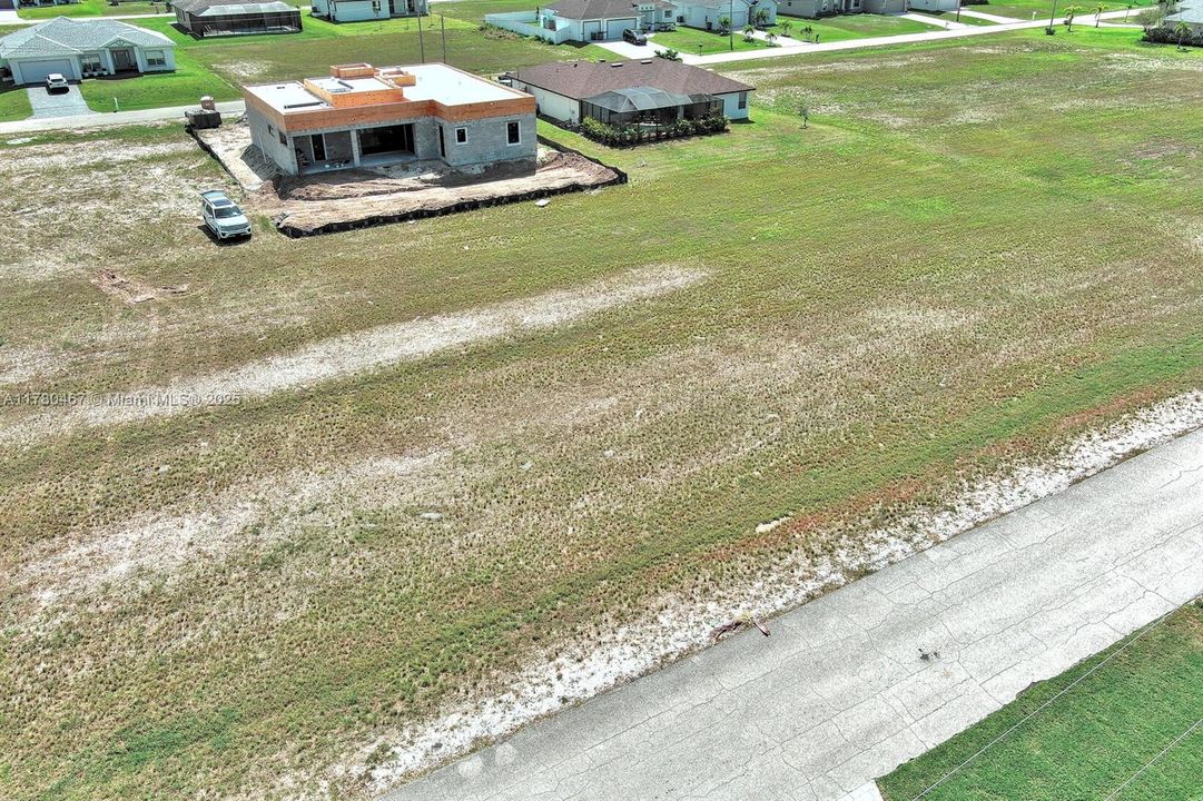 En Venta: $85,000 (0.24 acres)