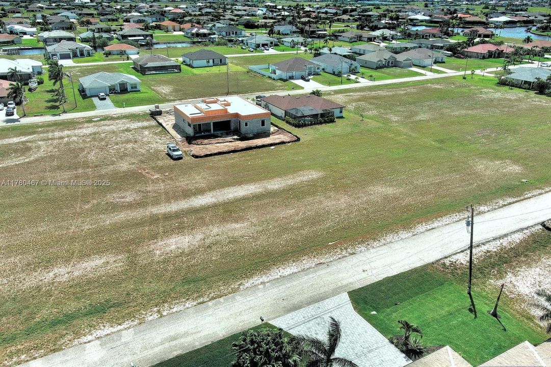 En Venta: $85,000 (0.24 acres)