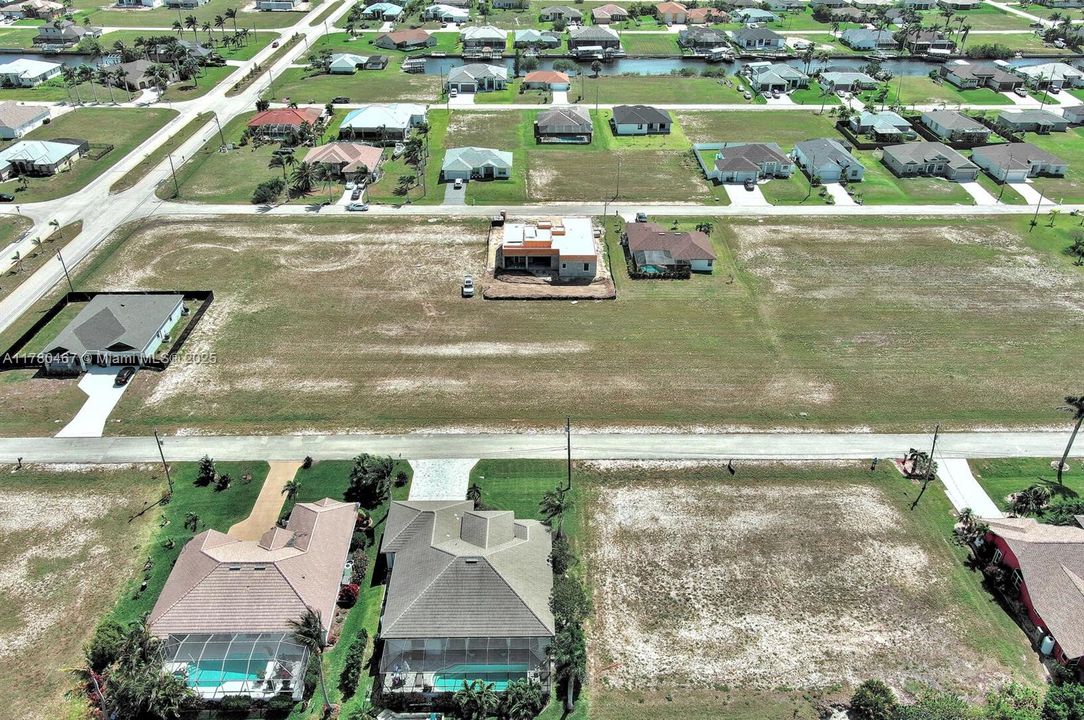 En Venta: $85,000 (0.24 acres)